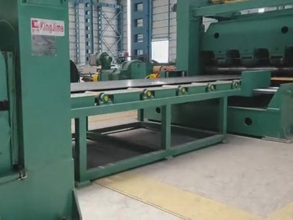 低速(su)厚闆開卷校平剪(jiǎn)切生産線出口土(tǔ)耳其