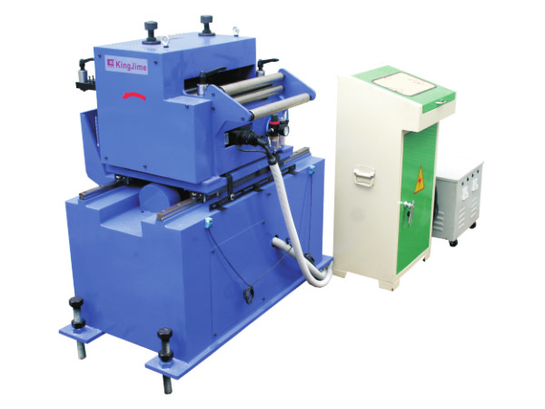 NCF飼服(fu)偏擺滾輪送料機(jī)