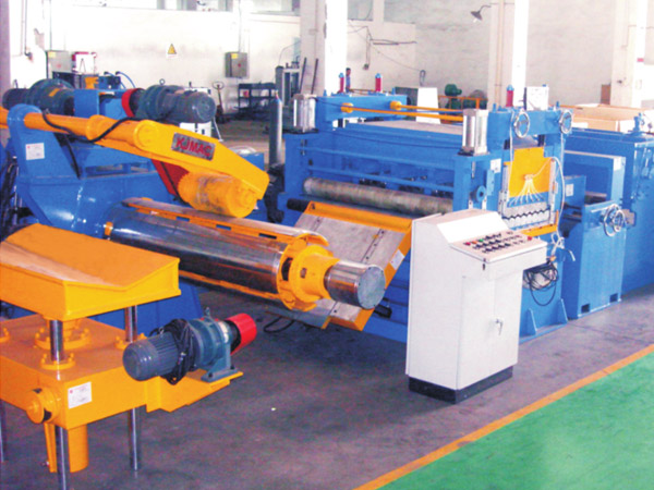 KJH25薄(bao)闆低速(su)數控精(jing)密開卷(juàn)整平橫(héng)切生産(chǎn)線