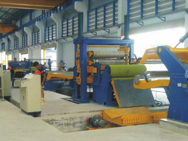 KJS180高速精密皮(pí)帶張力式薄闆(pǎn)縱剪分條生産(chǎn)線