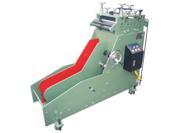 CL材料矯(jiǎo)正機系列